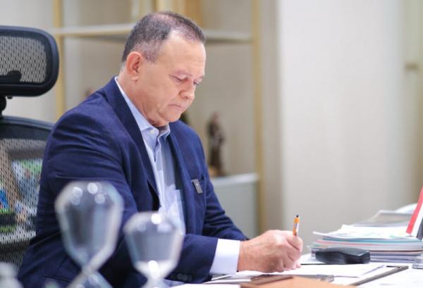 Governador denuncia Dino no STF por favorecer aliados
