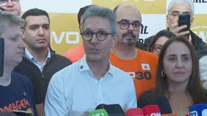 Zema lança pré-candidatura à Presidência e fala em “varrer o PT do mapa”