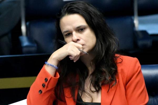 Janaina comenta decisão de Dino sobre eficácia de leis estrangeiras