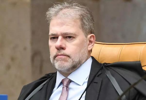 Pressão da PGR para tirar Toffoli do caso do roubo ao INSS causa estranheza