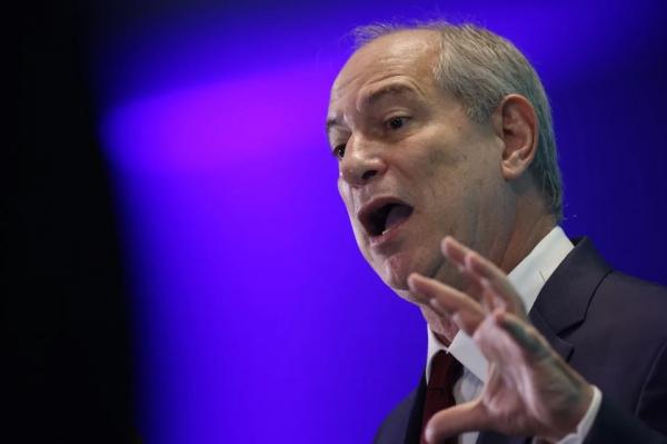 Advocacia do Senado pede prisão preventiva de Ciro Gomes