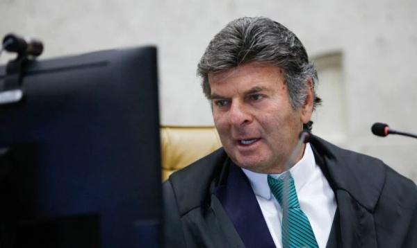 A reação dos ministros e parlamentares ao voto de Fux