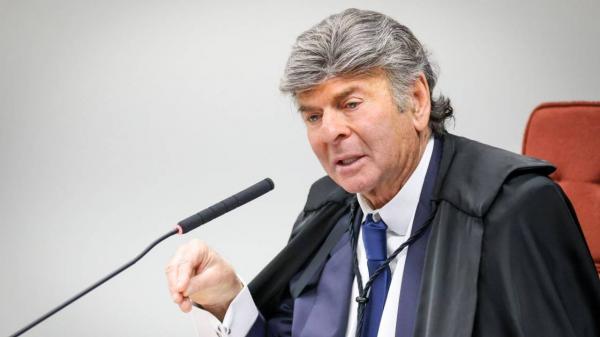 Fux: STF tem incompetência absoluta para julgar Bolsonaro, ‘nulidade total’