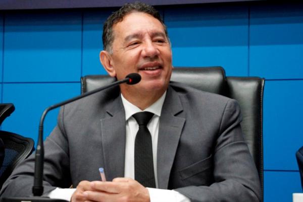 Com rejeição alta de Simone, Gerson Claro venceria a Ministra