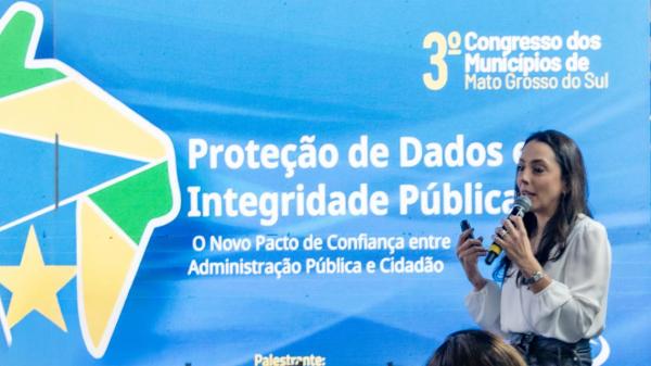 TCE-MS realiza palestras no 3º Congresso dos Municípios do MS