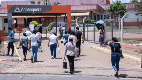 Candidatos realizam provas para o concurso do TCE-MS e MPC-MS