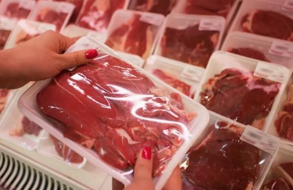 Corte de 10% impõe urgência negociar fim do tarifaço ao Brasil