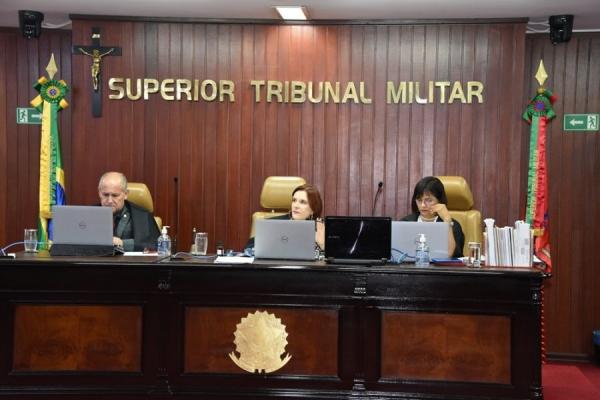 STM não deve cassar patentes de generais presos