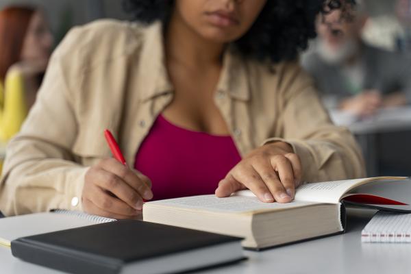 Desafio Senai oferece 40 bolsas integrais para cursos de graduação
