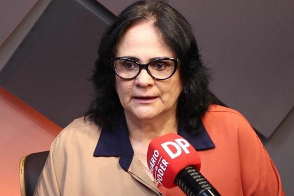 Damares aciona PGR e pede impeachment de Moraes