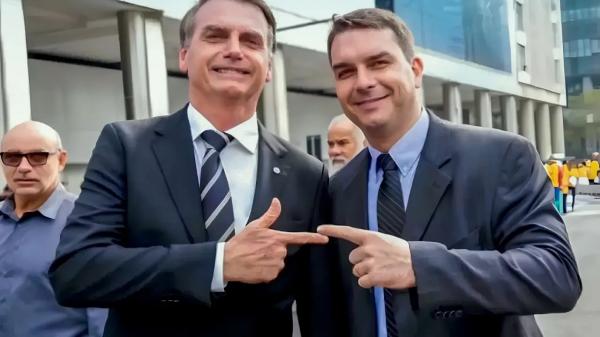 Em carta, Bolsonaro confirma indicação de Flávio como pré-candidato