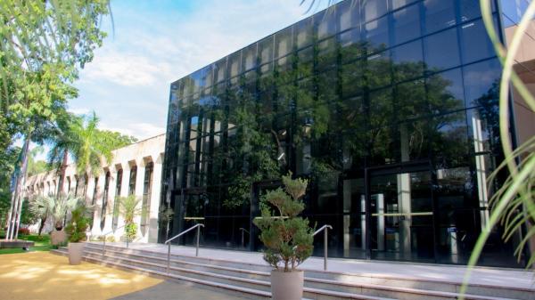 TCE-MS retoma atividades e atendimento ao público nesta quarta-feira (7)