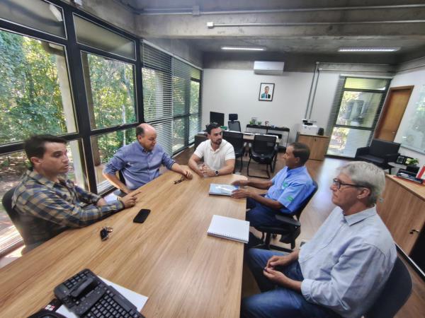 Mochi participa de reunião para tratar da recuperação da MS-213 em Sonora