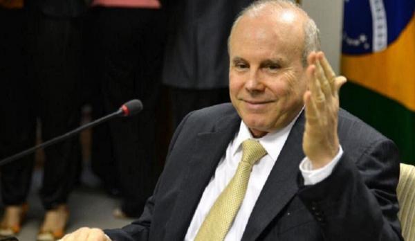 Vorcaro deu boquinha de R$1 milhão mensais para Mantega
