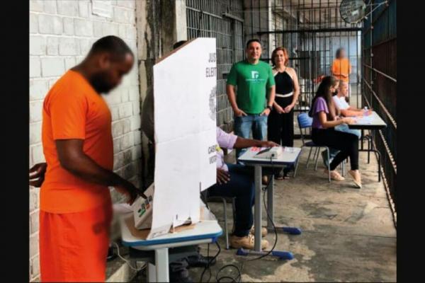 Câmara quer anular manobra que preservou direito de voto para presos