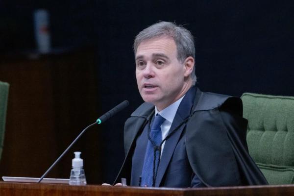 Mendonça resiste em enviar caso Master para a 1ª instância