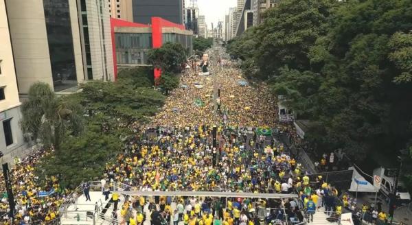 Caiado, Zema e Nunes estiveram com Flávio na Paulista