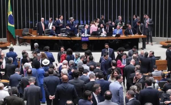 Governistas querem maioridade penal fora da PEC da Segurança