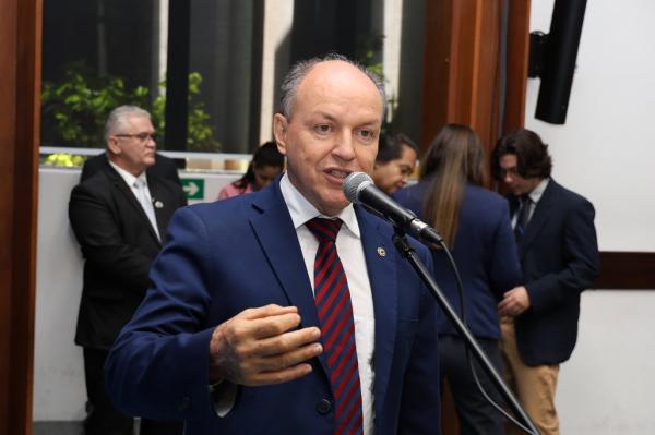 Mochi solicita emenda de R$ 200 mil para fortalecer saúde em Pedro Gomes