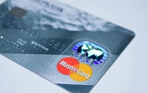 Mastercard assume prejuízo bilionário deixado pelo Banco Master