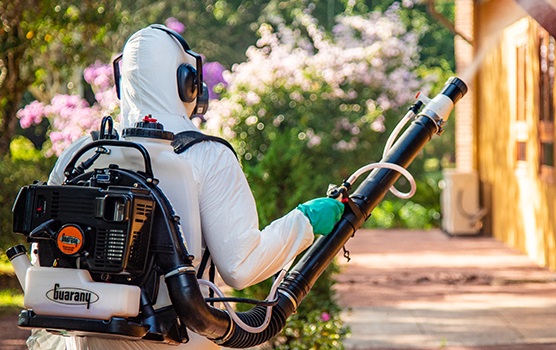 MS equipa 79 municípios com bombas costais para combater o Aedes