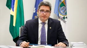 Portinho insiste em impeachment no STF e dispara: “O sistema expurga”