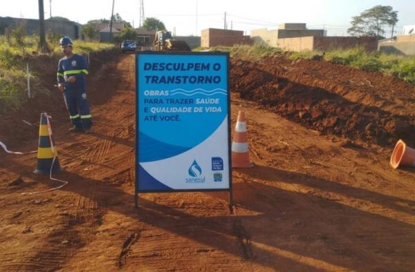 Governo amplia rede de esgoto e leva mais saúde para distritos do interior do MS