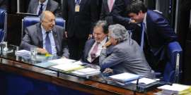 Senado cria cláusula de desempenho