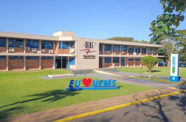 UEMS abre inscrições para auxílios permanência e alimentação