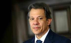 “Os juros estão muito altos”, diz Haddad