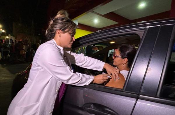 SES abre drive-thru de vacinação contra Influenza em horário estendido