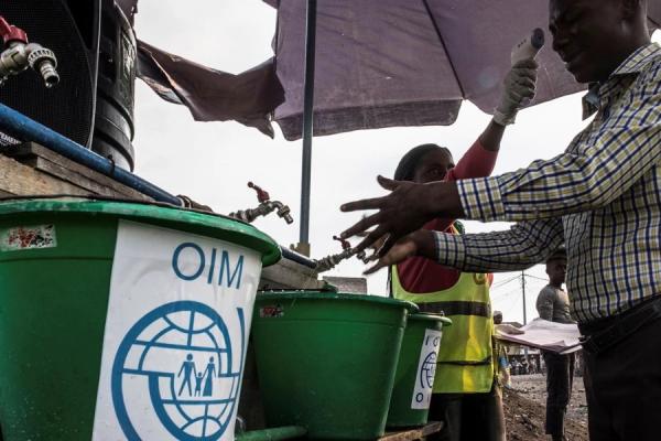 OMS declara surto de ebola na África como emergência global