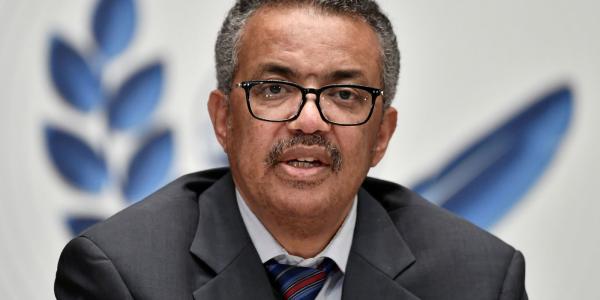 Chefe da OMS cita preocupação com surto de ebola na África