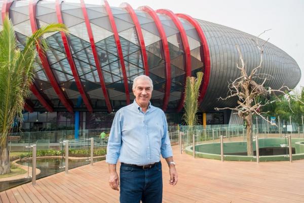 Para Reinaldo, 12 mil obras federais  paradas é desperdício inaceitável