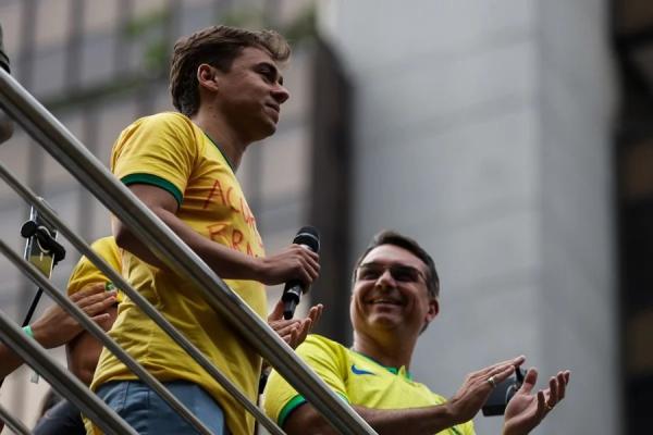 Nikolas elogia encontro de Flávio Bolsonaro com Trump