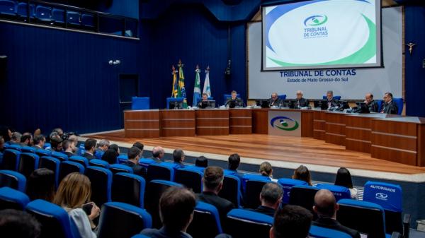 Conselheiros do TCE-MS aprovam contas de 2025 do Governo do Estado