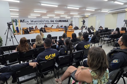 Ato marca dia e abertura da Semana de Combate ao Feminicídio em Corumbá