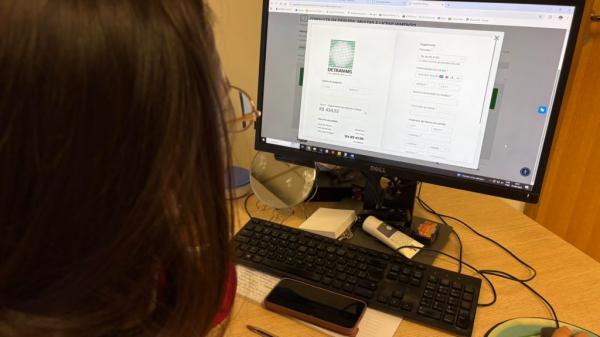 Licenciamento 2026 tem opção de parcelamento digital no Portal Meu Detran