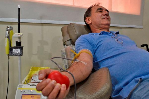 Campanhas alertam para doação de sangue e medula óssea