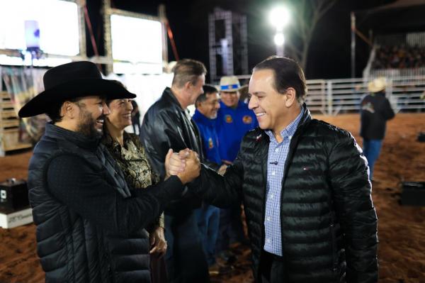 Parceria de Coronel David com Tacuru recebe reconhecimento público durante a EXPOTAC 2026