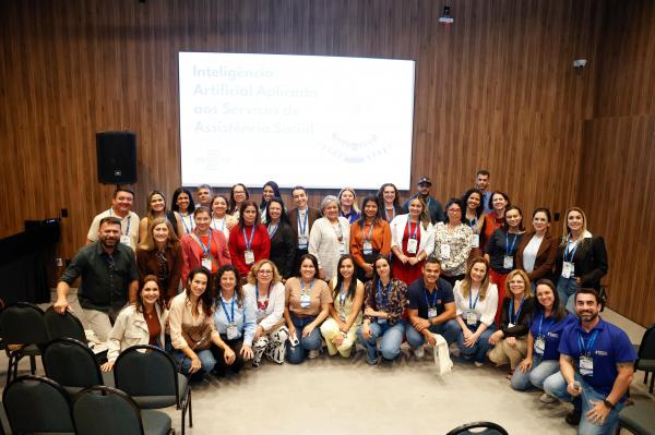 Congresso dos Municípios: oficina do Sebrae/MS apresenta uso da IA na modernização da assistência social