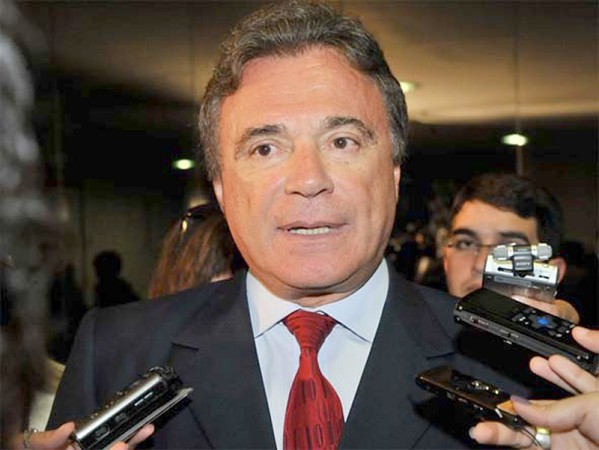 Senador adia visita a Campo Grande