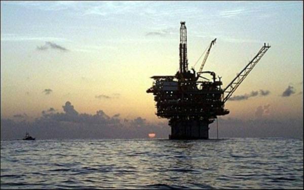 Tensão na Arábia faz preços do petróleo dispararem