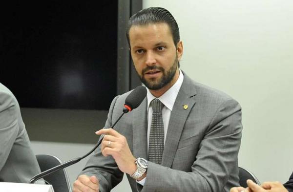 Podemos anuncia desfiliação de Baldy