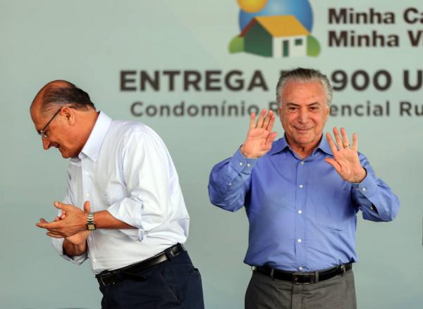 PMDB e PSDB projetam aliança só em três Estados