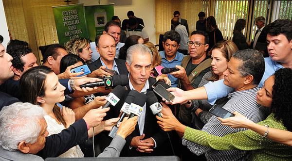 Reinaldo Azambuja anuncia liberação de R$ 1,5 bilhão em 30 dias para servidores