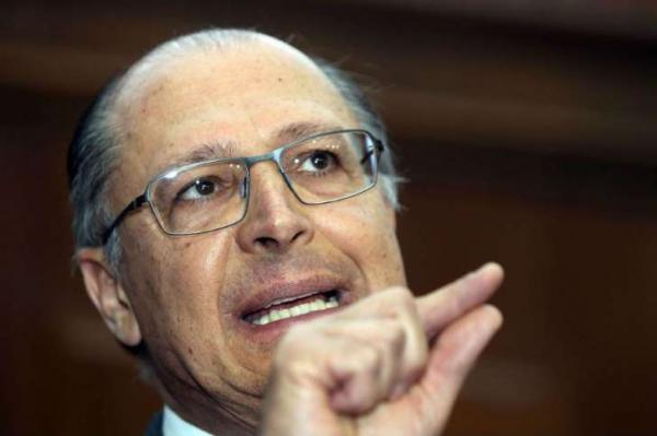 Desembarque do PSDB do governo Temer já ocorreu, diz Alckmin