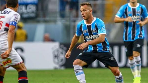 Barça prepara proposta de 25 milhões de euros por Arthur