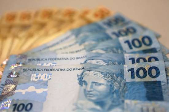 Governo divulga calendário para saques do PIS/Pasep
