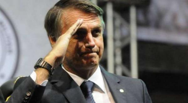 Bolsonaro articula apoio na Câmara